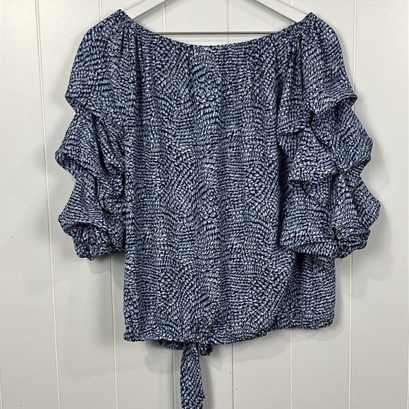 CeCe Women Blouse M Blue White Tier 3/4 Sleeves Stretch Waist w/Tie Off-Shoulder - Picture 8 of 11